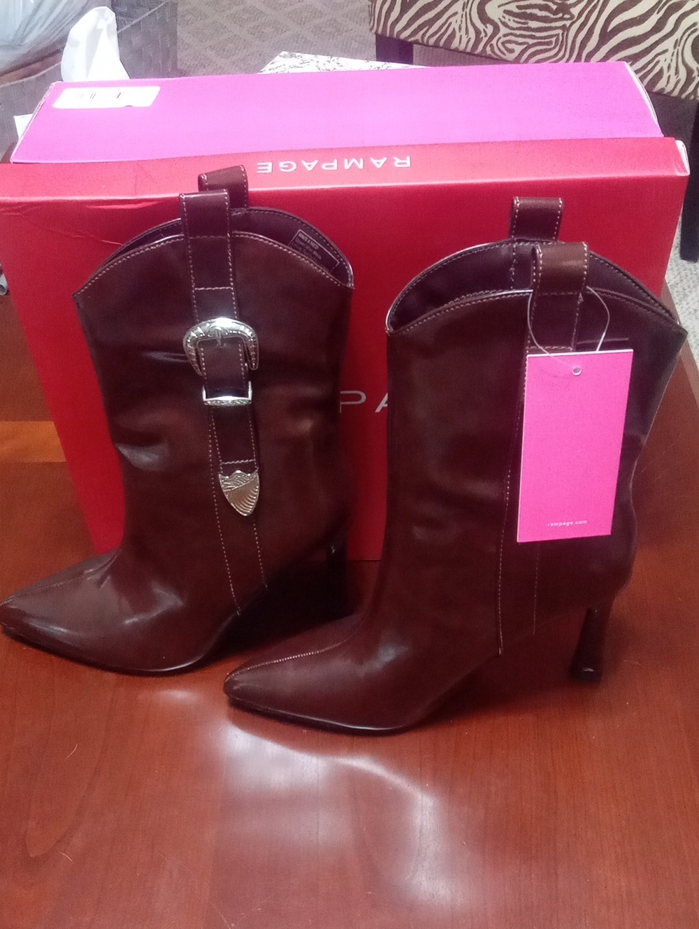 Rampage Dark Brown Burgandy Pointed Toe Heel Booties Sz 6 NWT $99 Style Pamela